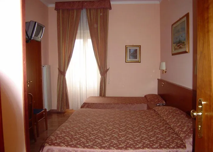 Aristotele