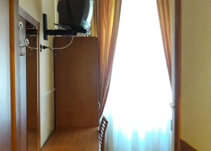 Aristotele 2* Roma