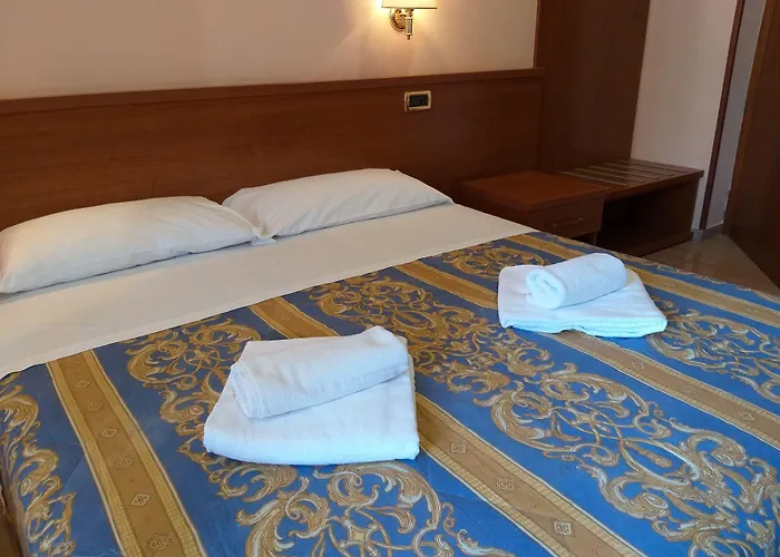 Otel Aristotele 2*