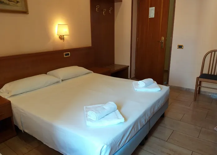 Aristotele Otel 2*