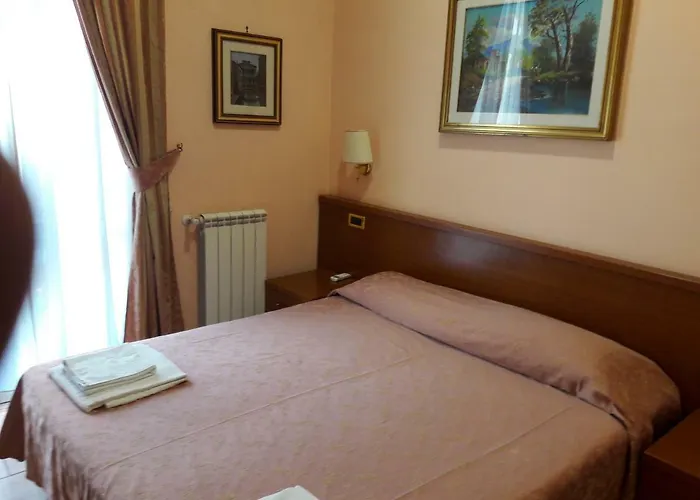 Aristotele 2*